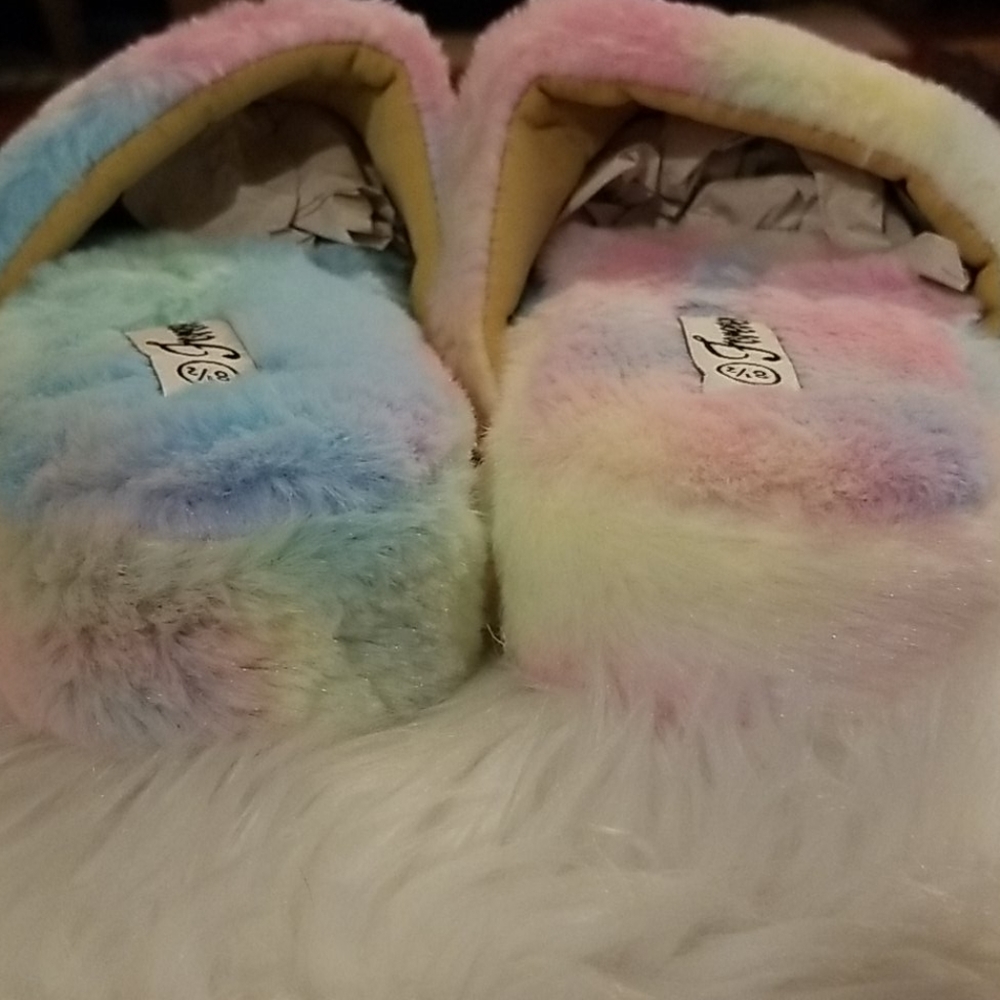 👣Forever ⚡Faux Fur Slide MultiColors slippers footwear comfee  u r worth it 🍭 - Picture 10 of 11
